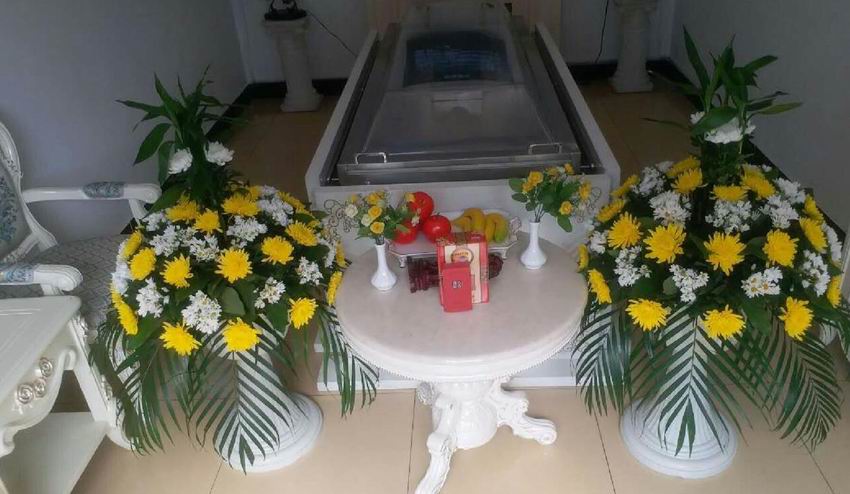 单间鲜花布置2